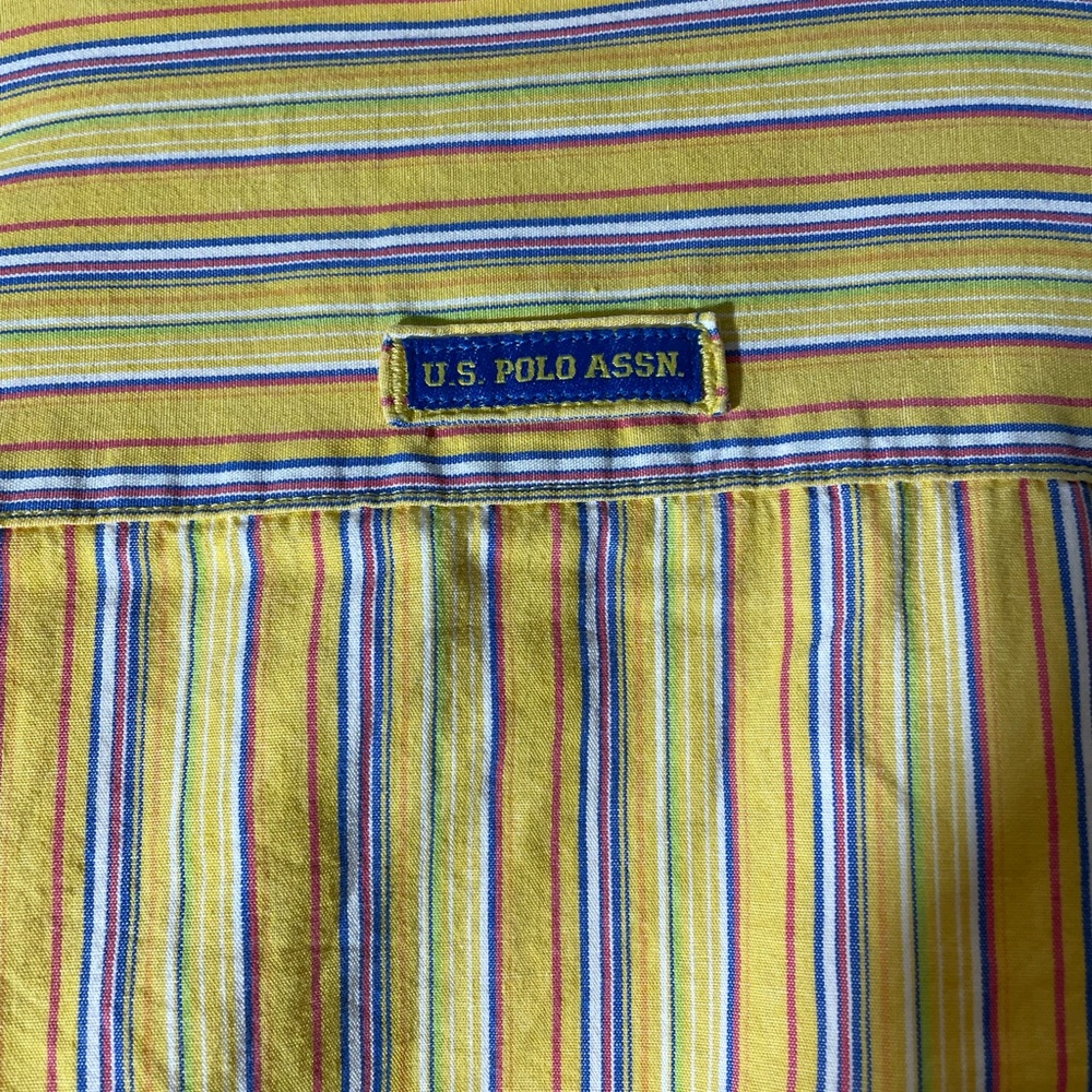Mens button down - Picture 2 of 5